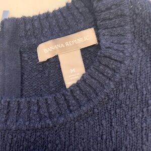 Banana republic navy blue sweater